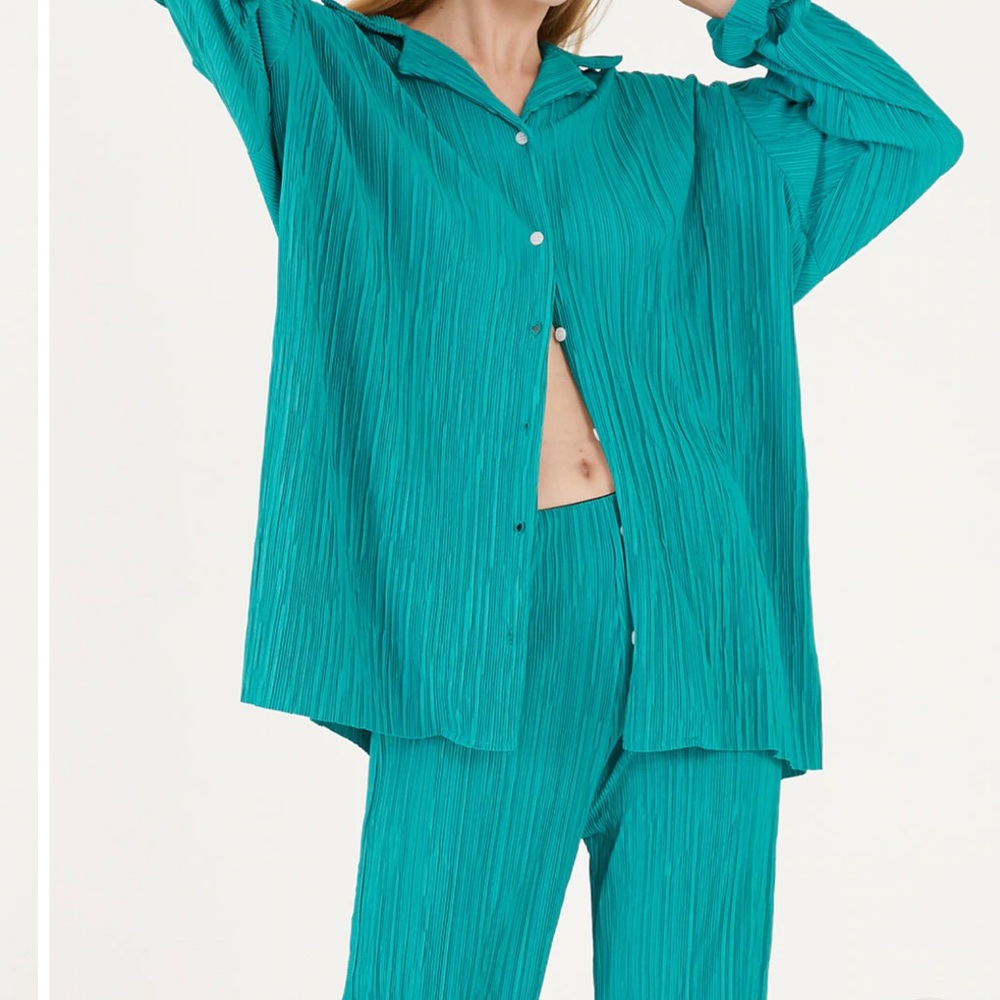 Maria Oversized Plisse Shirt